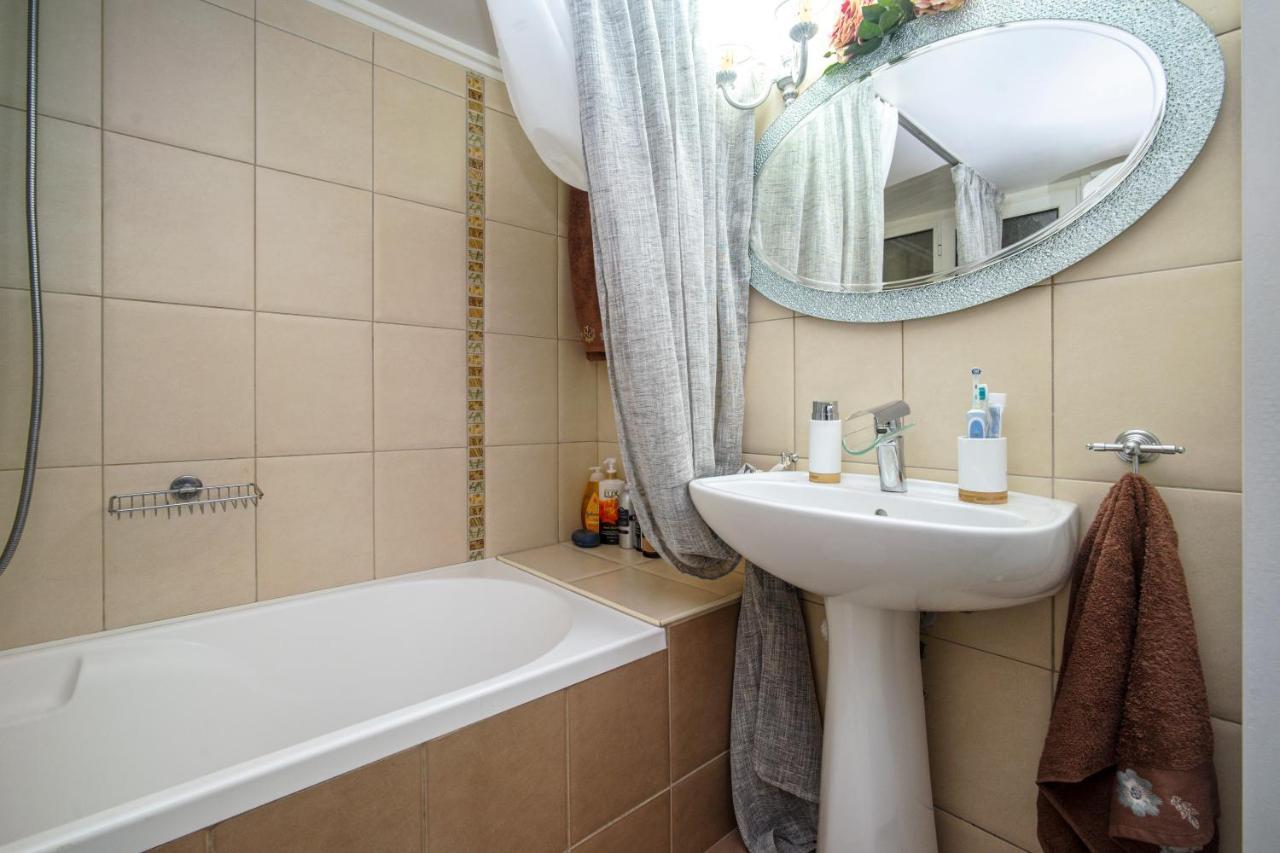 Luxury Apartments Zeas พีเรียส ภายนอก รูปภาพ